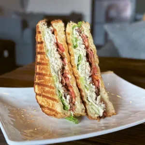 Deluxe Chicken BLT