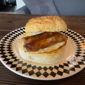 Sausage & Egg Bun